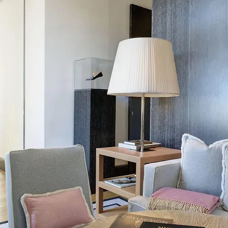 罗马肖像酒店 -鲁嘉尔诺系列酒店