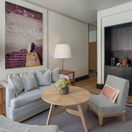 罗马肖像酒店 -鲁嘉尔诺系列酒店 5*