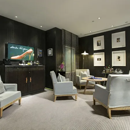 Apart Otel Portrait - Lungarno Collection Roma