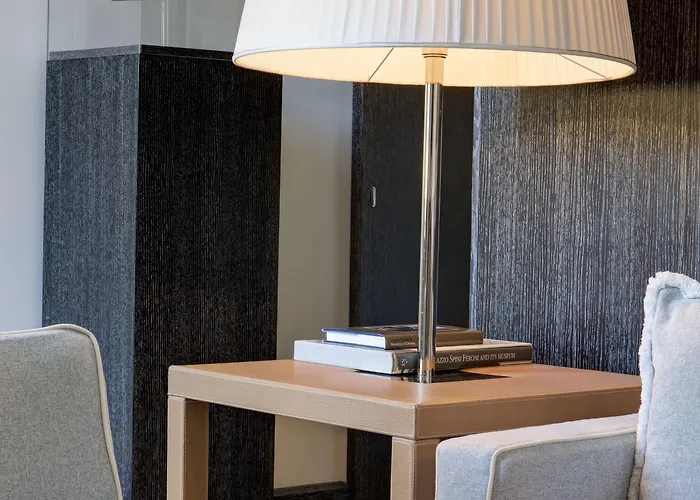 罗马肖像酒店 -鲁嘉尔诺系列酒店 公寓式酒店