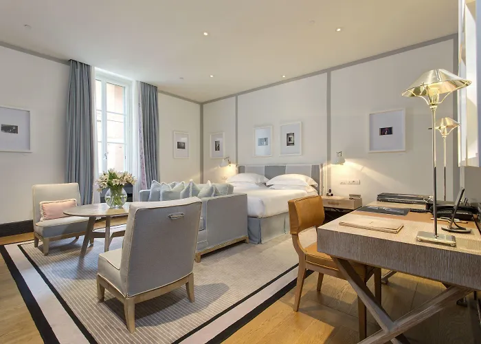 罗马肖像酒店 -鲁嘉尔诺系列酒店 5*