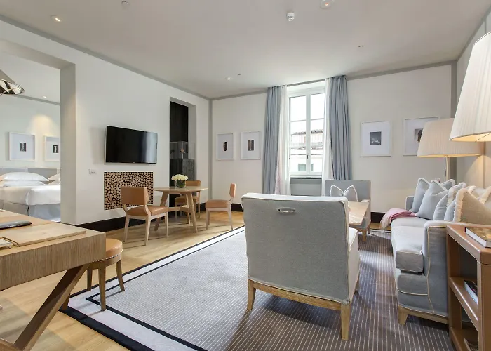 罗马肖像酒店 -鲁嘉尔诺系列酒店 罗马