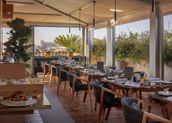 罗马肖像酒店 -鲁嘉尔诺系列酒店 公寓式酒店 5*